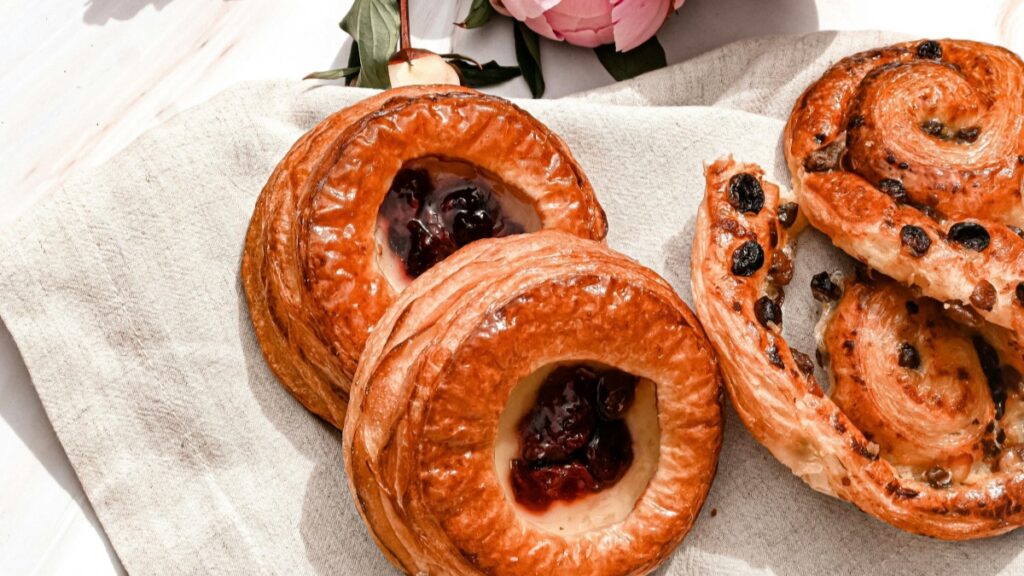 Jinsi Wablogu Wa Instagram Tanzania Wanavyoweza Kushirikiana Na Wadhamini Wa Sweden 2025