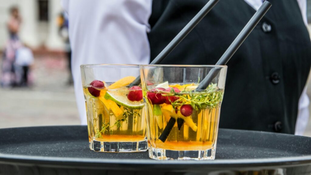 Jinsi Watanzania Wa YouTube Wanaweza Kufanya Kazi Na Wauzaji Wa USA Mwaka 2025