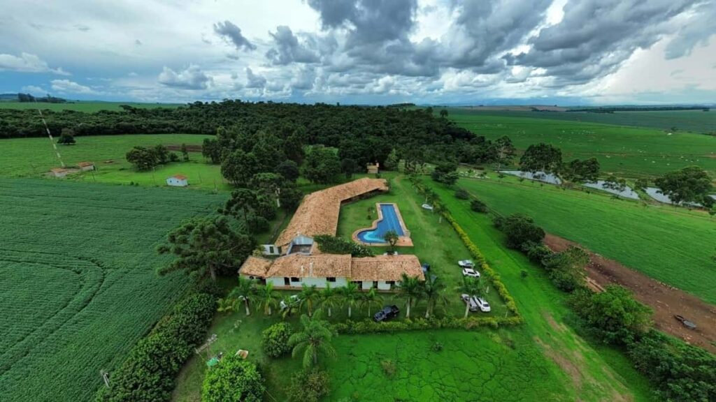 Jinsi Vloggers Tanzania Wanaweza Kushirikiana na Advertisers Spain 2025