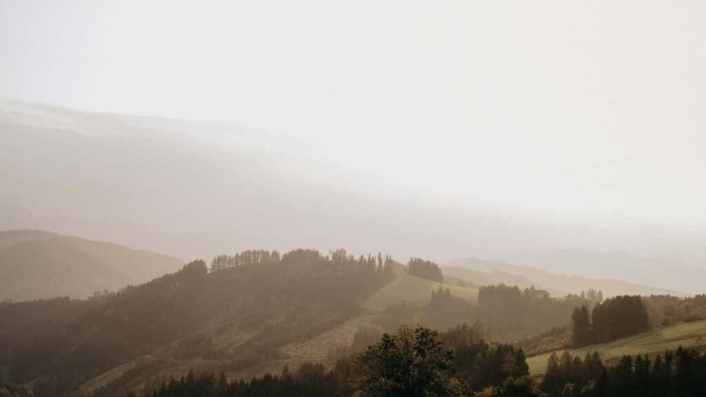 Bei za Matangazo ya WhatsApp Indonesia 2025 Tanzania