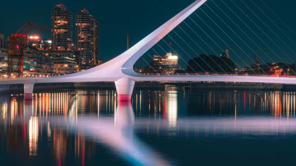 Bei za Matangazo ya WhatsApp Italia 2025 kwa Tanzania