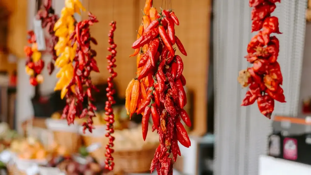 Mwongozo wa vitendo kwa watangazaji Tanzania: njia za kutafuta na kushirikiana na Snapchat creators wa Azerbaijan ili kuendesha trafiki kwa apps za fitness.