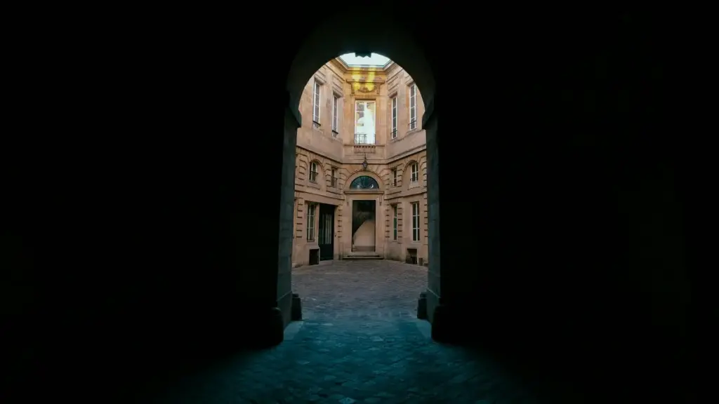 Jifunze mbinu za kufikia brand za Bangladesh kwenye Discord na kujiunga na beta za kipekee kwa urahisi.