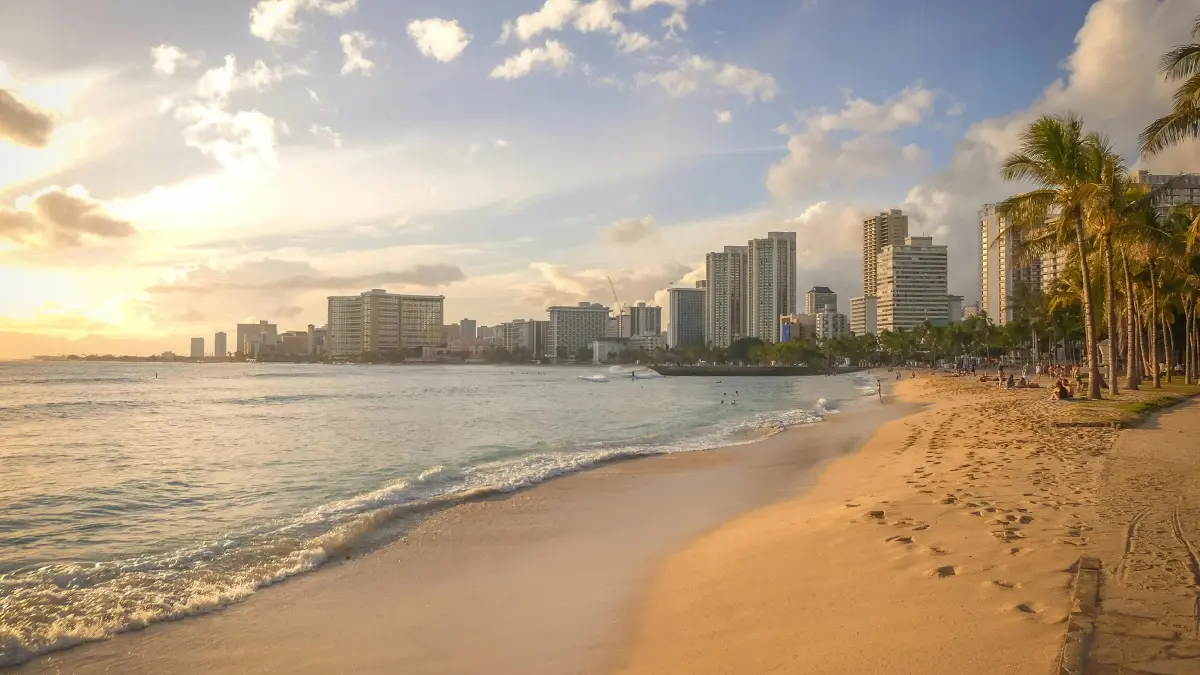 Creators Tanzania: Jinsi ya Kufika kwa Israel Brands kwenye Hulu kwa PR Unboxing